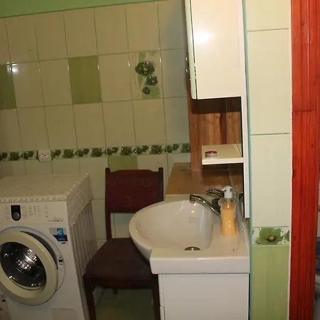 Vyshy*vanka Pensión Skole